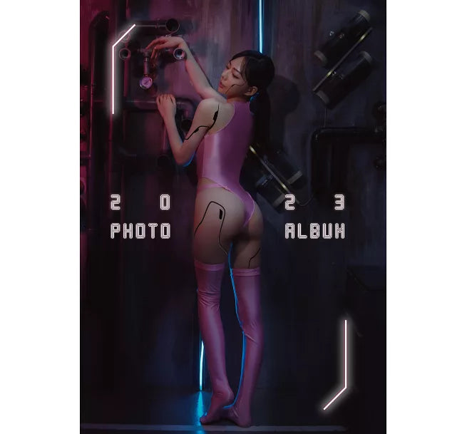 啾啾2023寫真書(精裝) 2023 AI. Chu Chu Photo Album