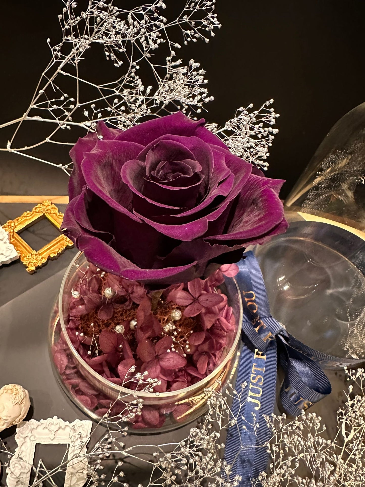 Rose Amor 紫玫瑰＋  Fliur.Art 禮盒特別裝   獨一無二 高級送禮擺設  -  香港本土花藝師 Coobe 手作系列