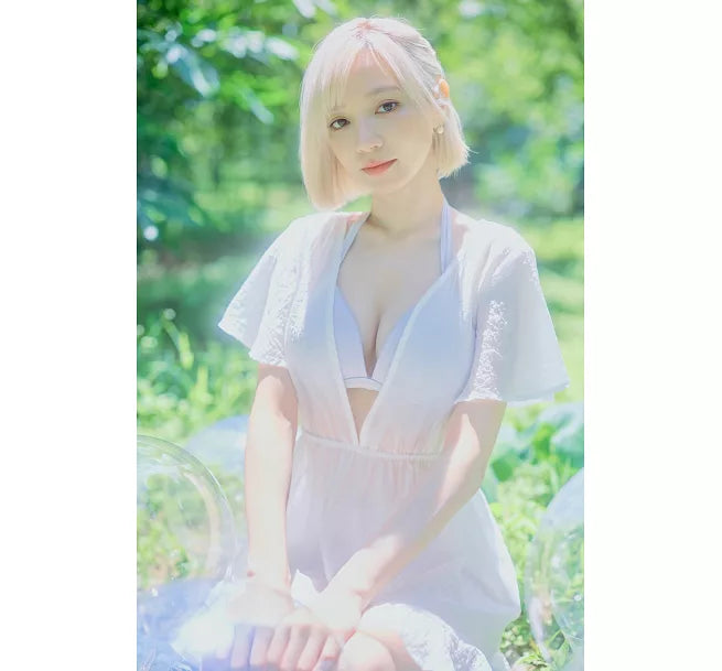 Babe Fantasy 寶兒寫真書 限量寶盒版